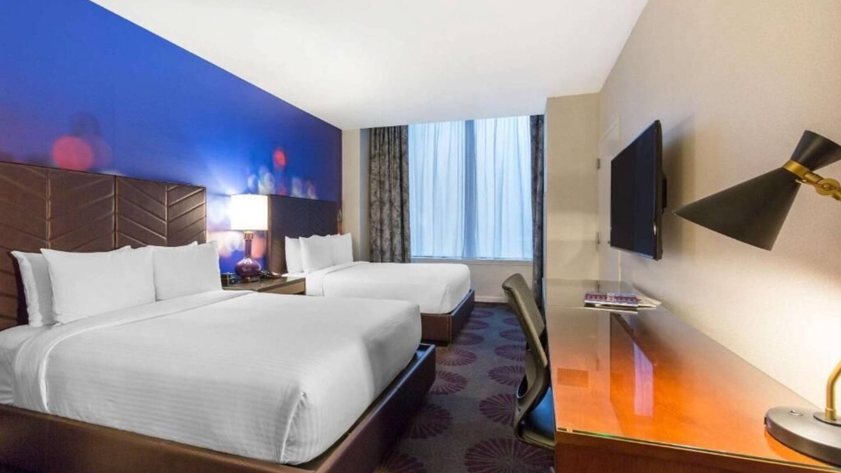 Streeterville Hotel | Rooms for the Crew | 3 units | Steps to Mag Mile| Navy Pier | 24-hour Gym