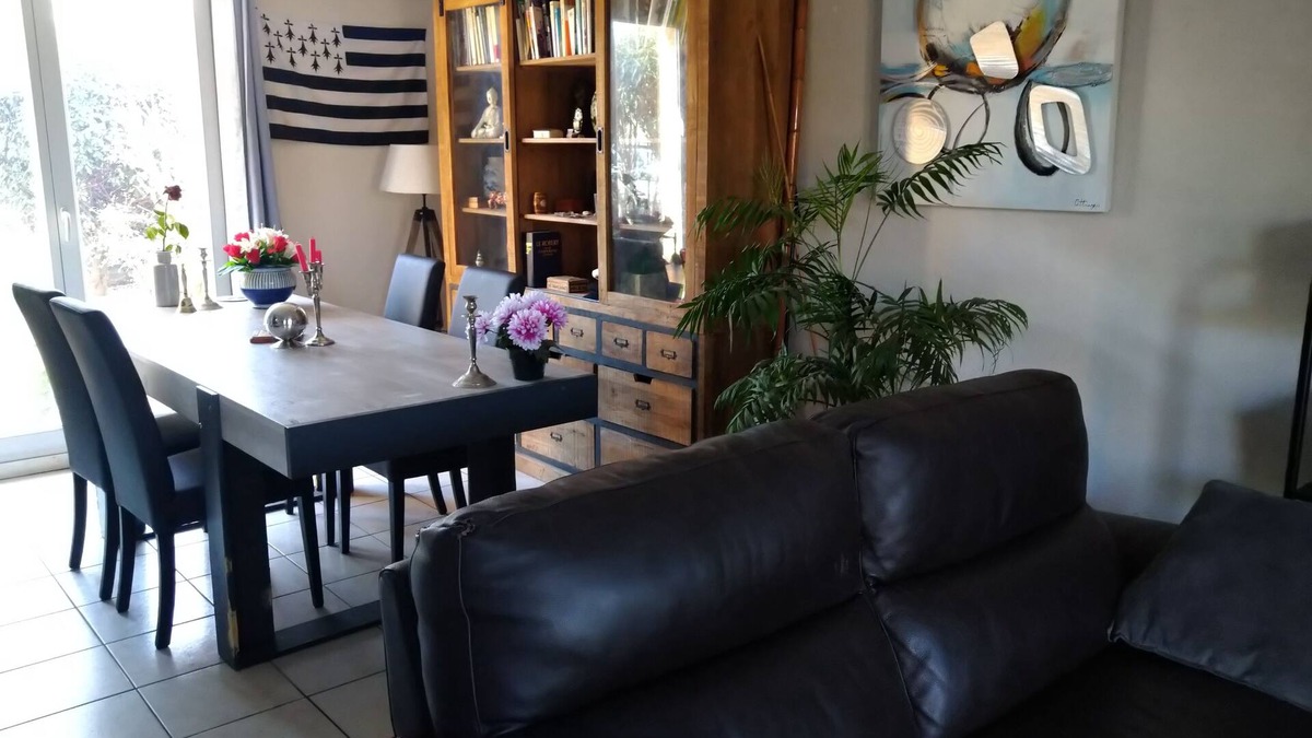 Carcassonne Bed & Breakfast | Rooms in house, swimming pool in residence