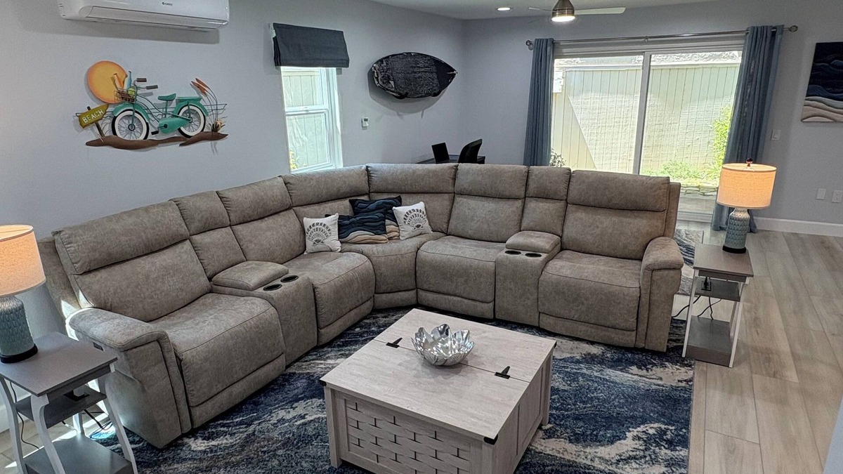 Carlsbad Condo | Roomy 2-bedroom condo, close to beach and Carlsbad Village