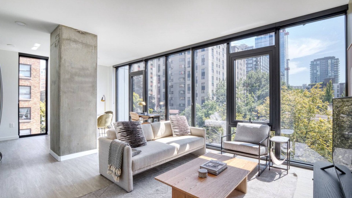 Downtown Seattle Apartment | Roomy First Hill 2BR w/Gym & Coworking, by Blueground