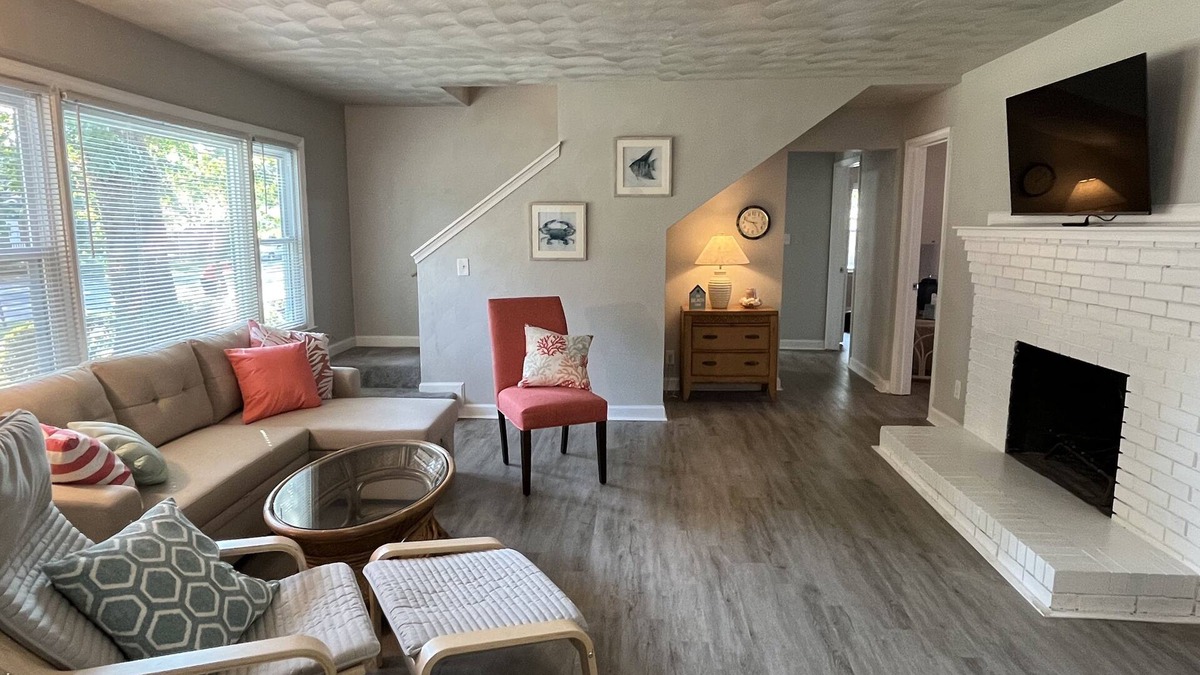 Bayview House | Roomy House in Bayview