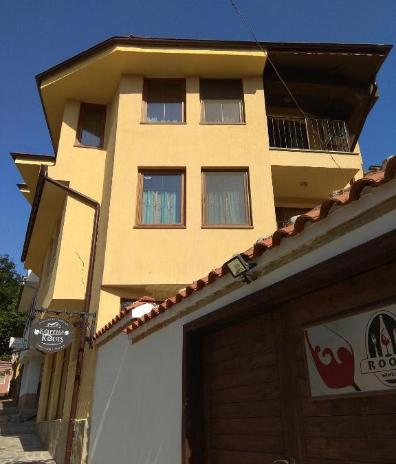 Plovdiv Old Town Hotel | Roots Hotel and Wine Bar