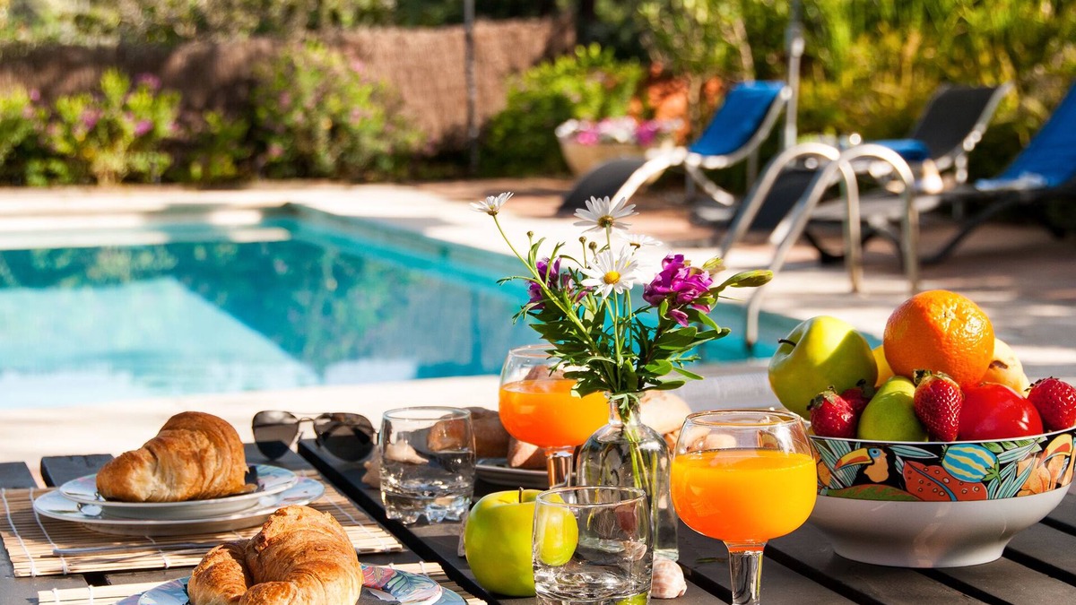 Las Brisas House | Roquete A. Holiday house with pool