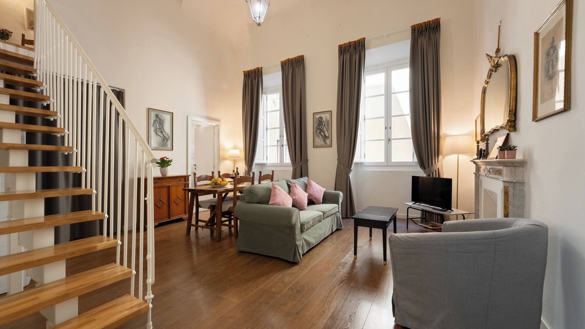 Duomo Apartment | Rosa Brandi Apartment - Palazzo D'Ambra Historical Residence
