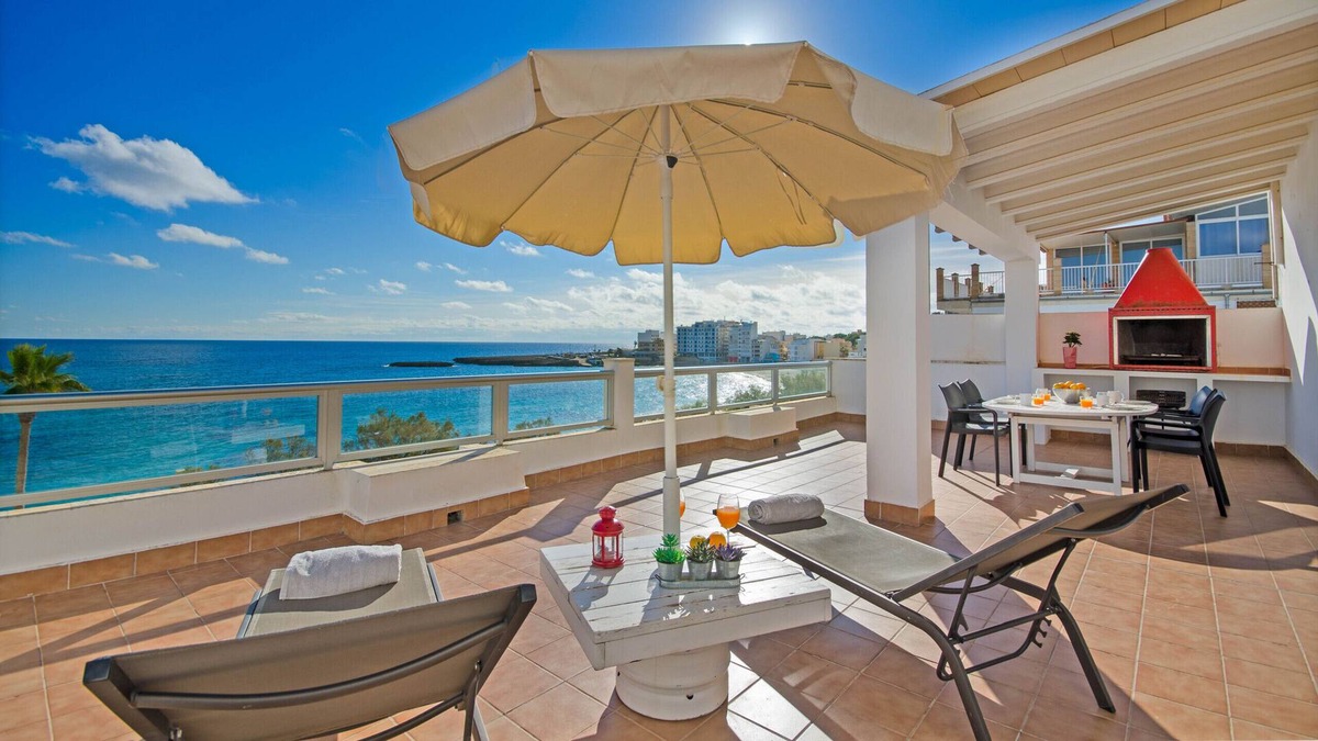 S'illot Apartment | ROSA DEL VENTS 3-A with terrace and sea views