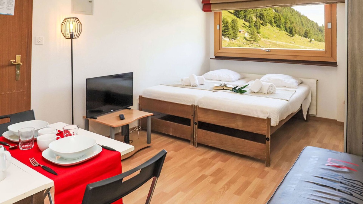 Noveli Apartment | Rosablanche C25 by Interhome