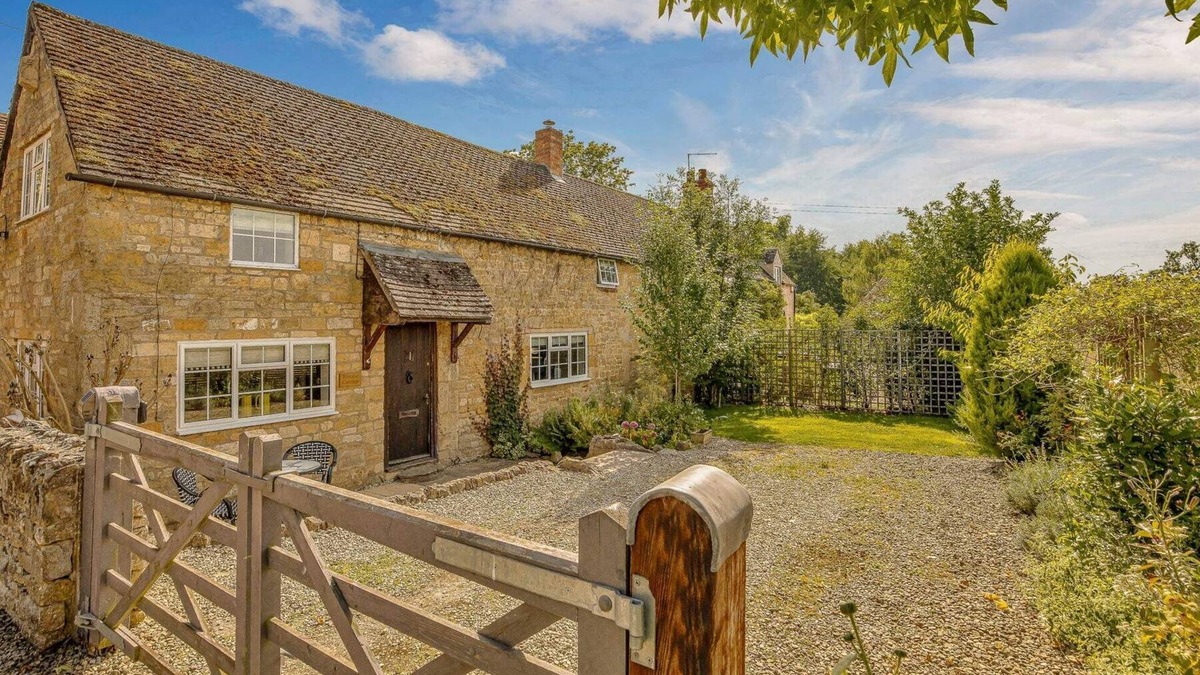 Chipping Campden House | Rosalie Cottage Summa