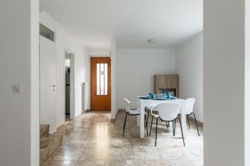 Castagnola Apartment | Rose 2 Apartment by Quokka 360 - duplex on 2 floors with balcony