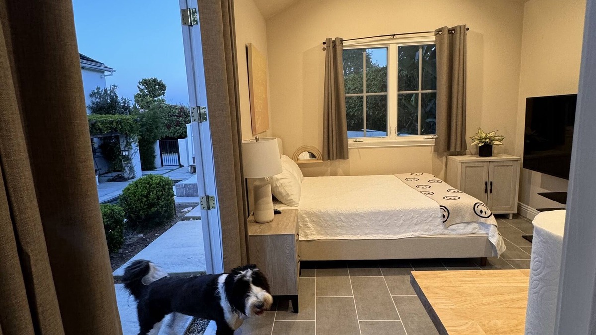 Malaga Cove Apartment | Rose Casita