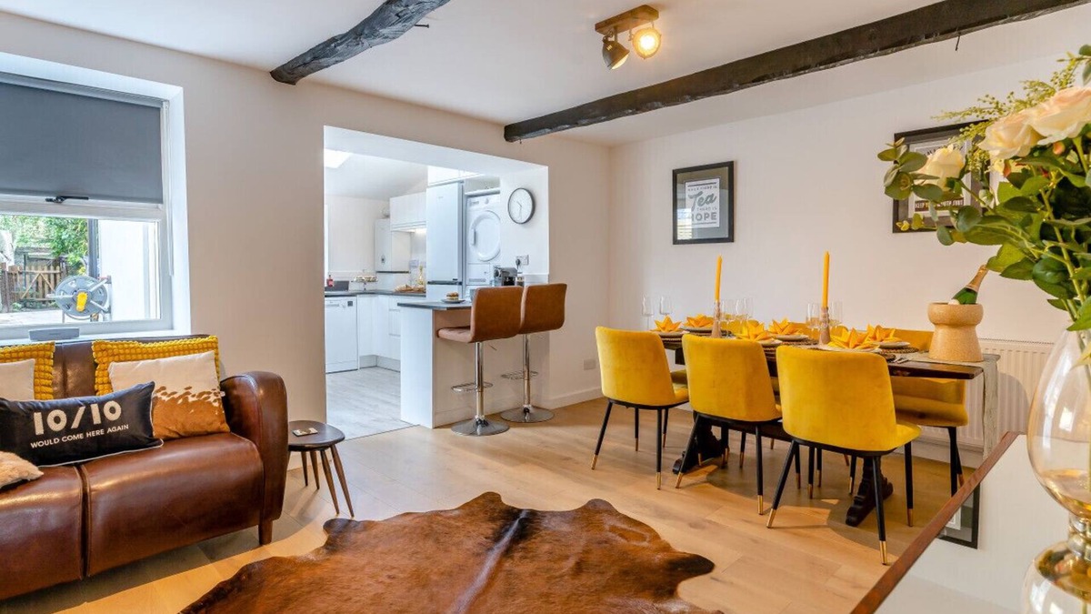 Crickhowell House | Rose Cottage - Crickhowell