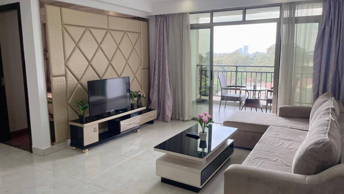 Lavington Hotel | Rose Garden Apartments