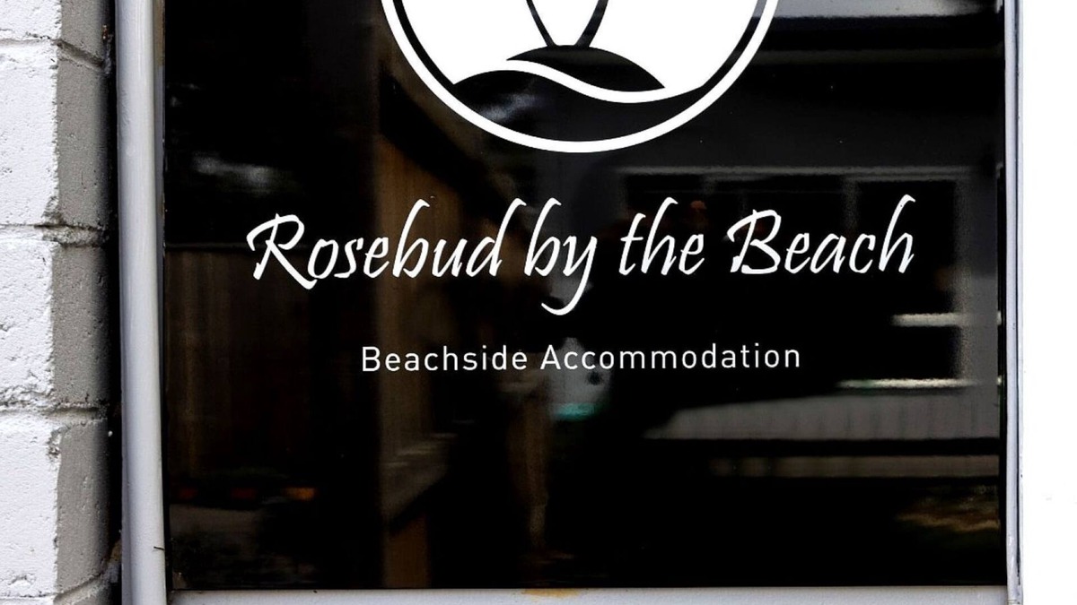 Capel Sound Apartment | Rosebud Beachfront Haven Coastal Bliss Five