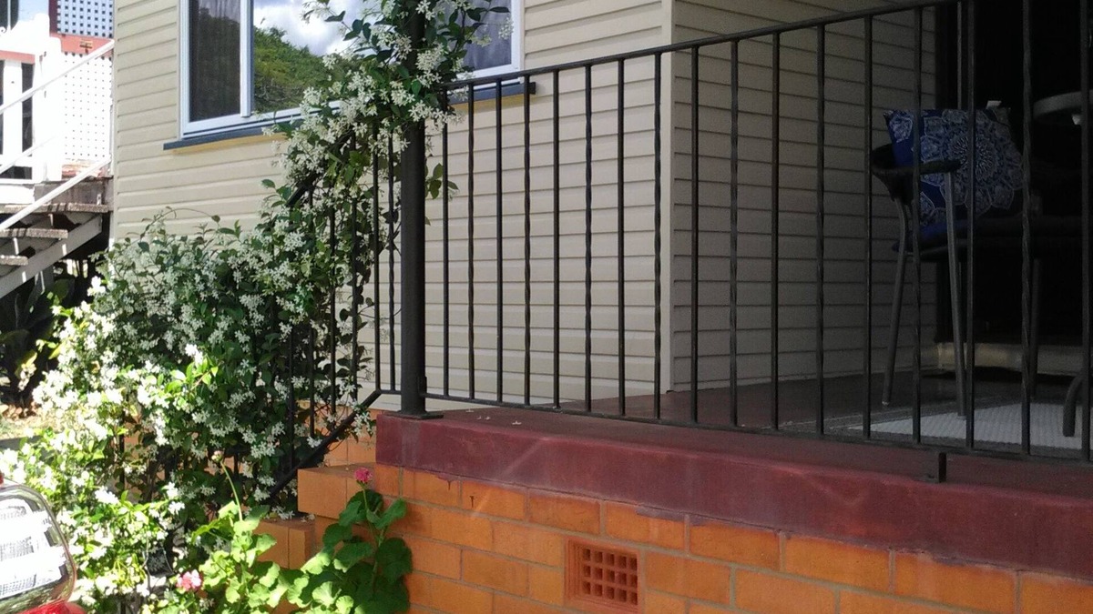 Ipswich Central Business District Cottage | Rosehill Apartment - Somewhere comfy