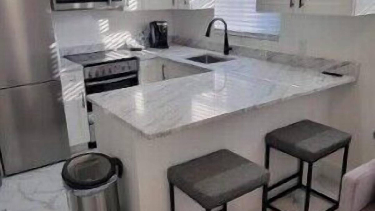 Patricks Island Apartment | Rosemary Apartment near Patrick's Island