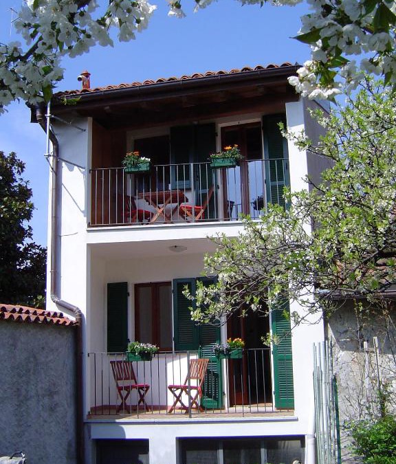 Pallanza House | Rosso & Giallo