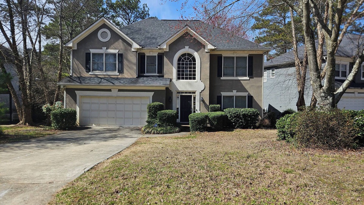 Roswell House | Roswell Mini Mansion with Man Cave