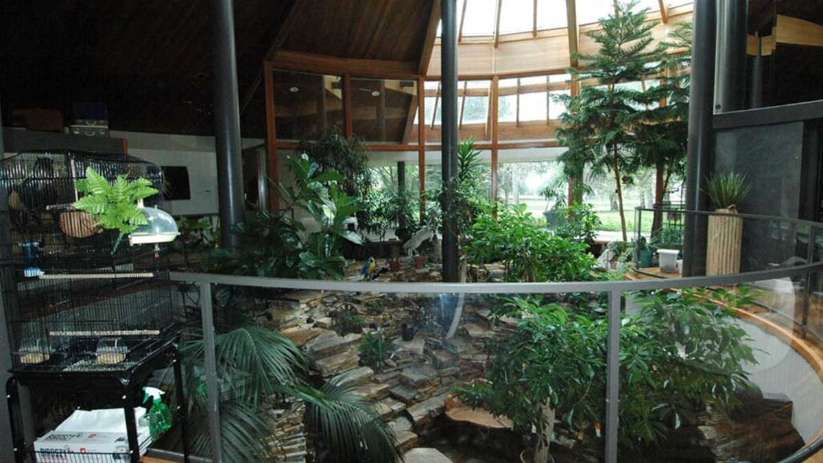 Springbank Bed & Breakfast | Roundhouse Grotto