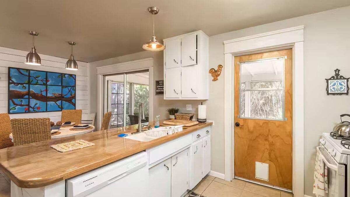 Kingman House | Route 66 Hope Ranch House