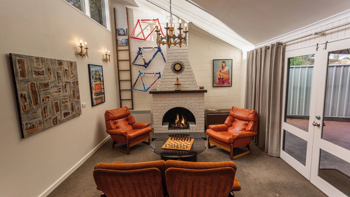 Golden Square House | Rowan Retro