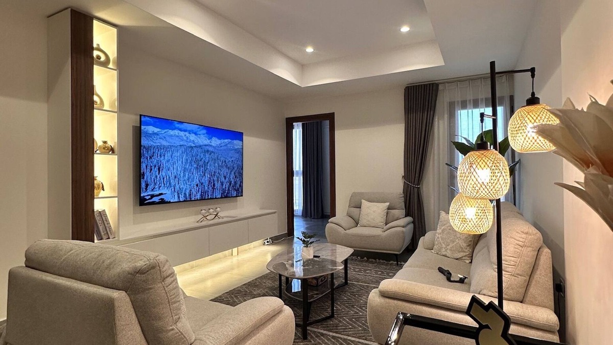 Muscat Apartment | Royal Al Arfan 2-bedroom apartment in tranquil Muscat