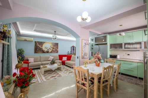 Qender Apartment | Royal Apartment