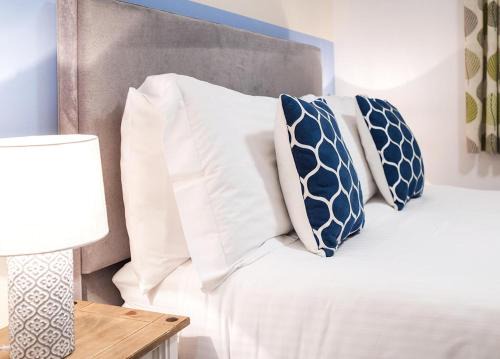 Taunton Hotel | Royal Ashton Townhouse - Taunton