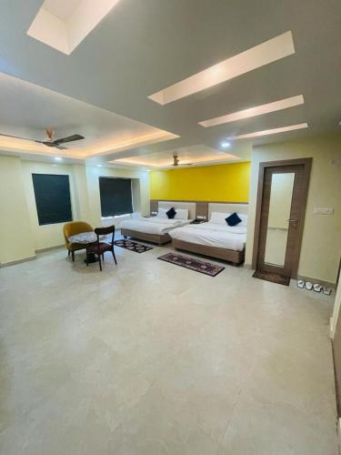 Puri Hotel | Royal Beach International