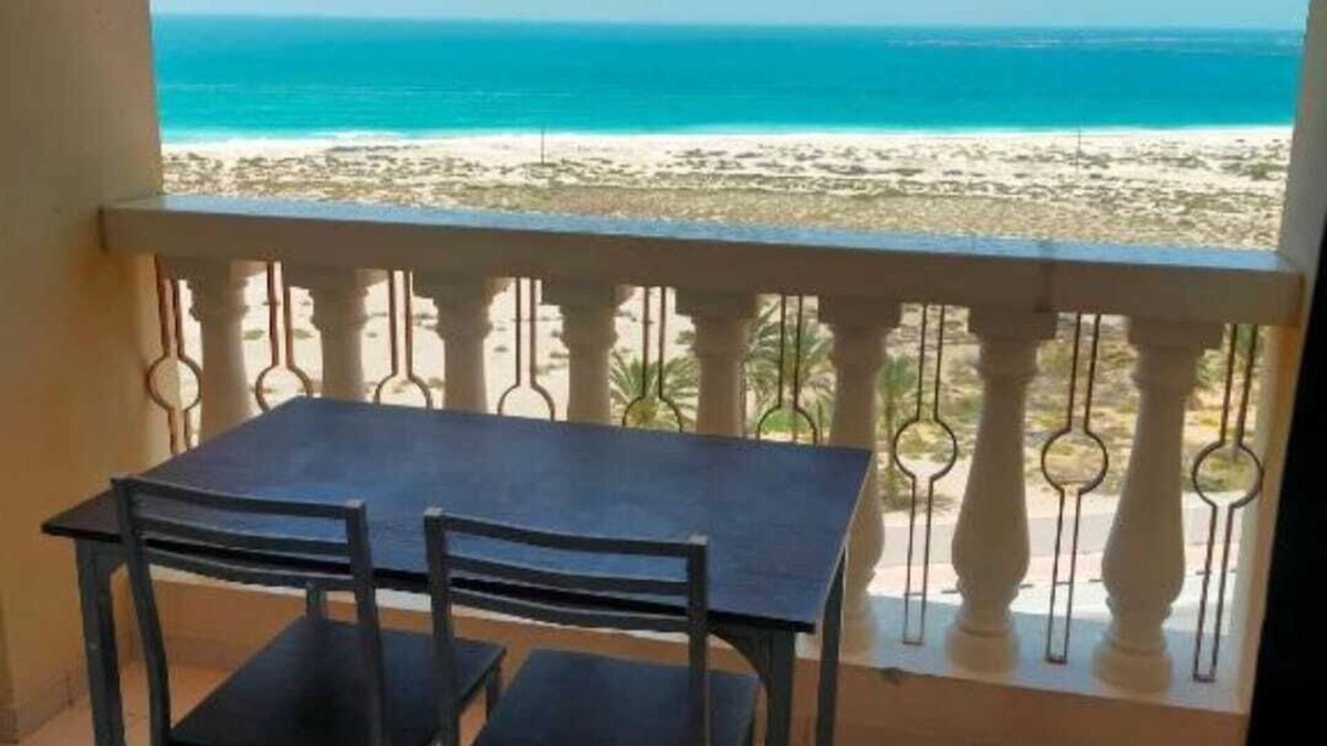 Al Hamra Village Apartment | ROYAL BREEZE APARTMENT Sea View. Studio Room.