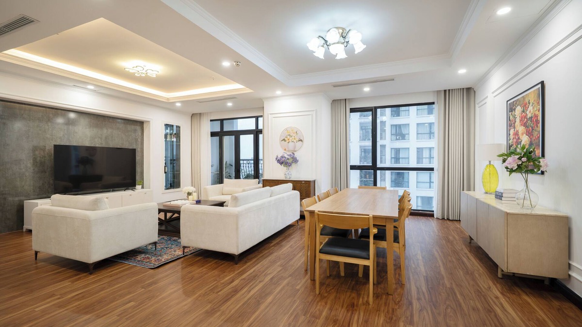 Thanh Xuan Apartment | Royal City HaNoi Chic 3BR apt w/pool view