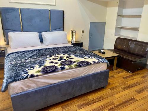 Lahore House | Royal Enclave Hotel by Royal