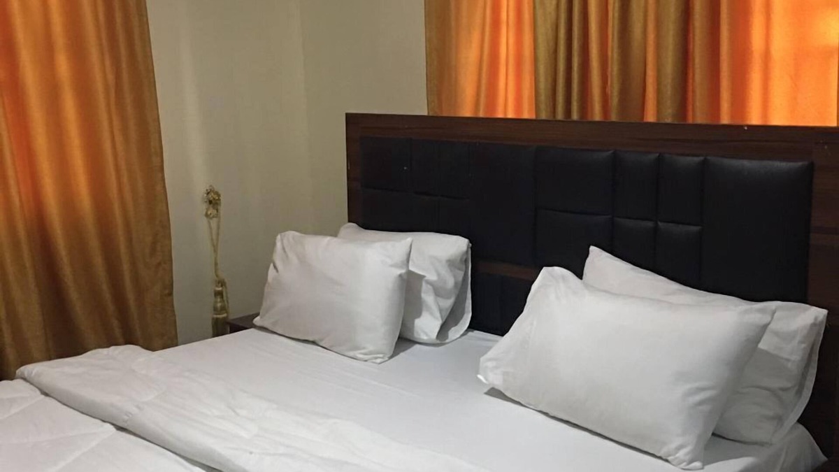 Agege Hotel | Royal Galaxy Hotel