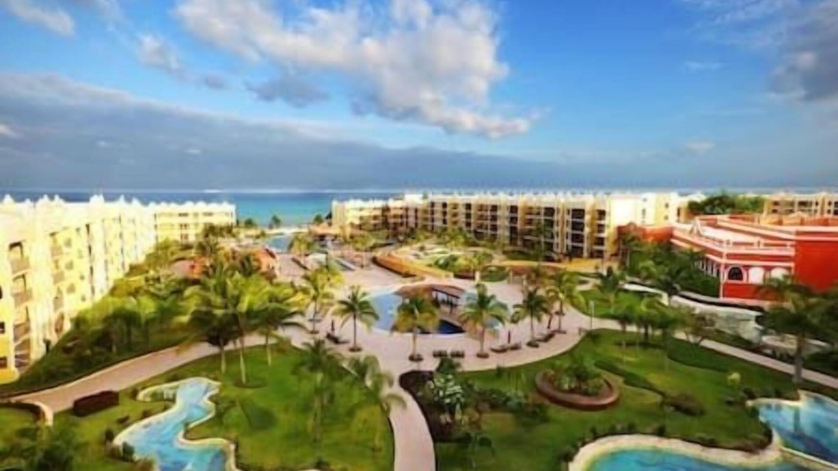 Punta Cancun Resort | Royal Hacienda Beachfront Resort Playa Del Carmen