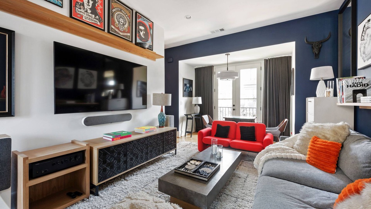 Summerhill House | Royal Hedge by Minty Living