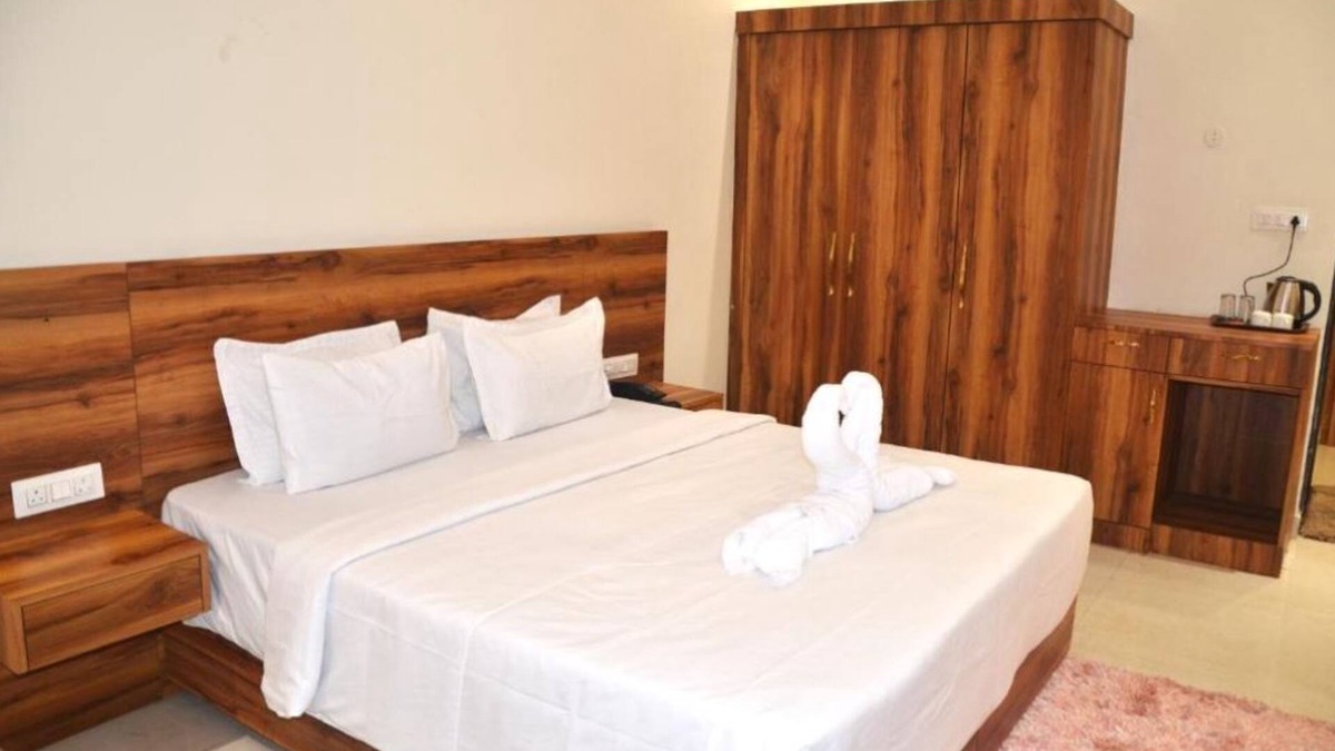 Pilibhit Apartment | Royal Heritage Resort Pilibhit - Suit Room 2