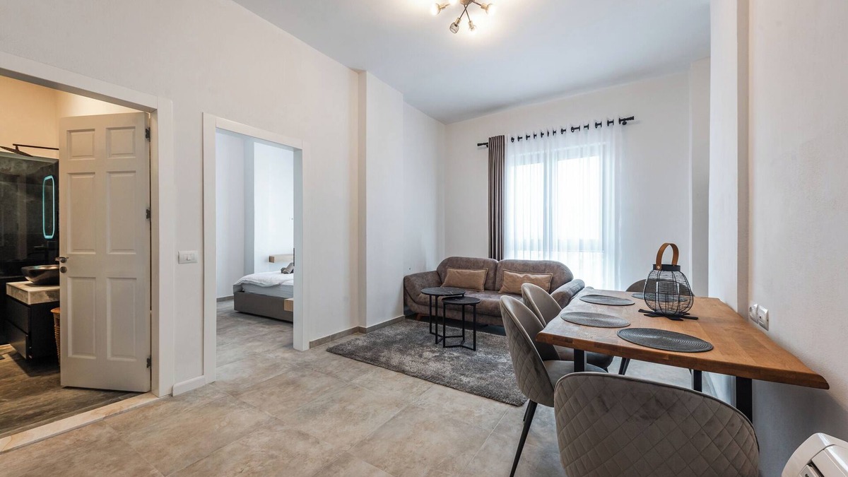 Durres Apartment | Royal Hill Apartment 2 by PS