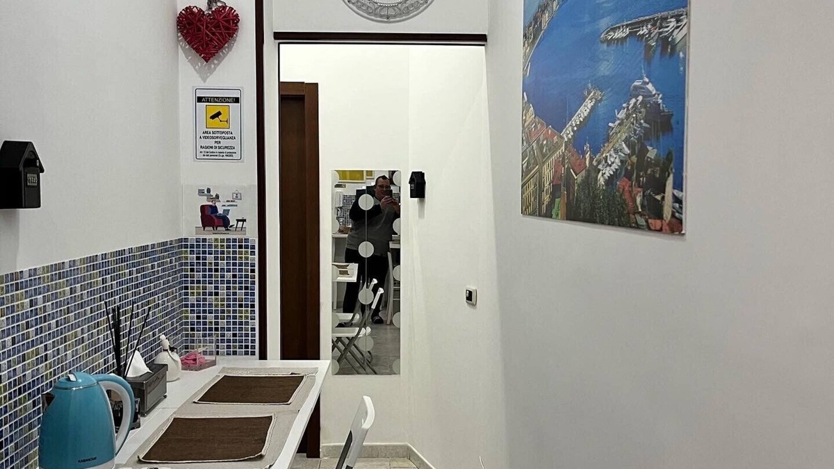 Naples City Centre Apartment | Royal House