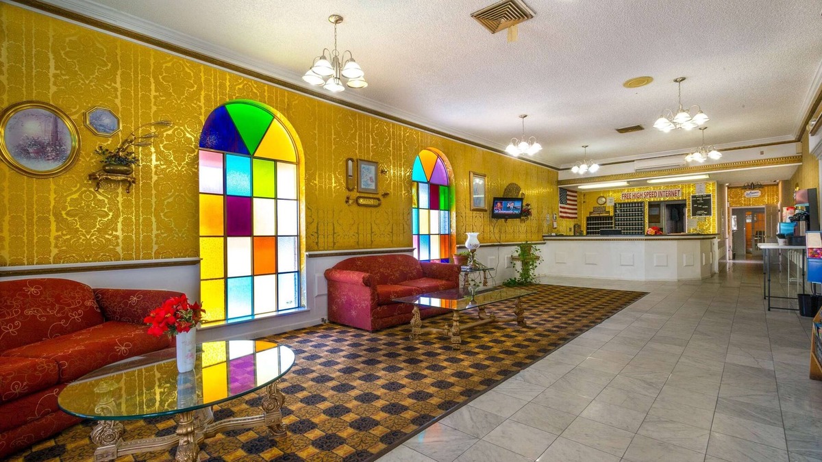 Abilene Hotel | Royal Inn Abilene