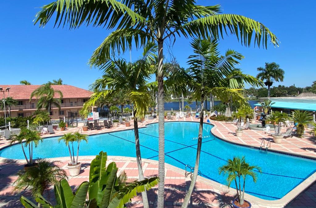 Royal Palm Beach Hotel | Royal Inn Hotel