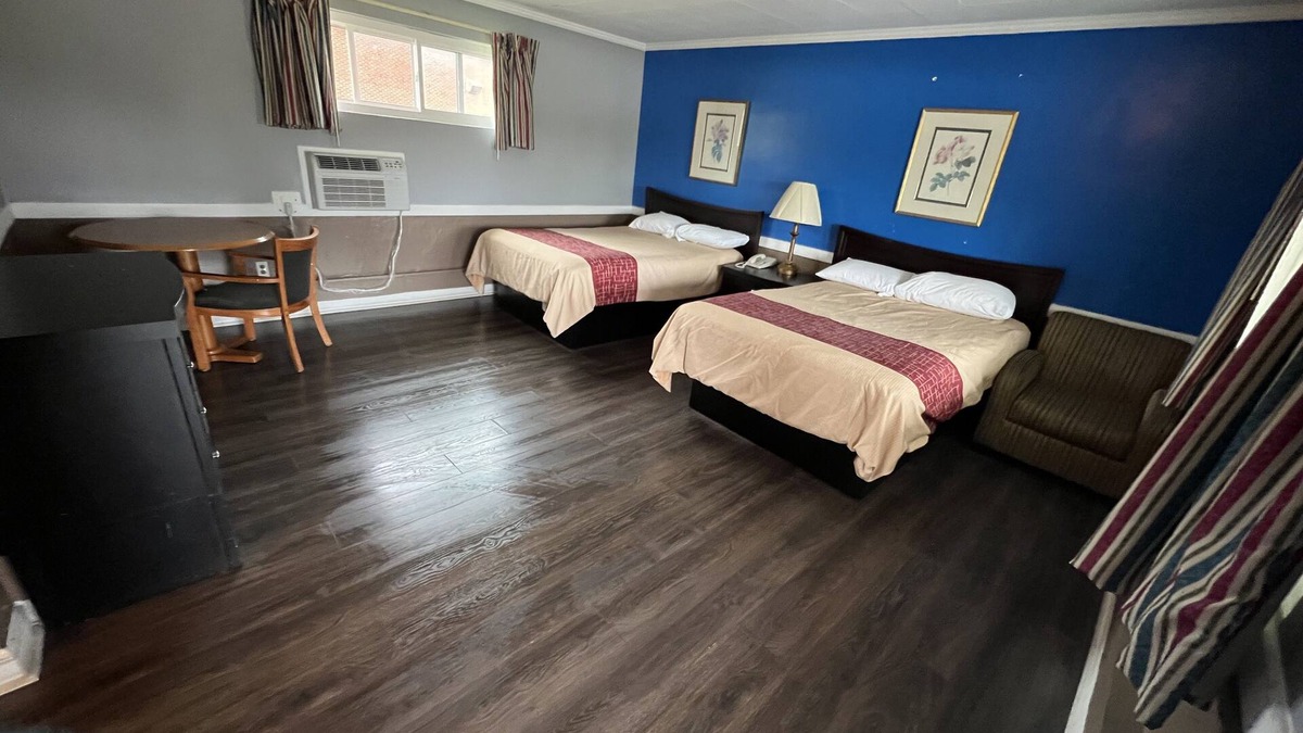 Waynesboro Hotel | Royal Inn Motel