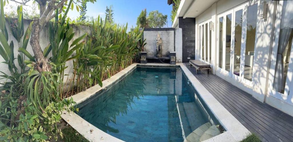 Nusa Dua Villa | Royal Maharani