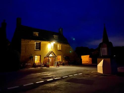 Ramsden Hotel | Royal Oak Ramsden