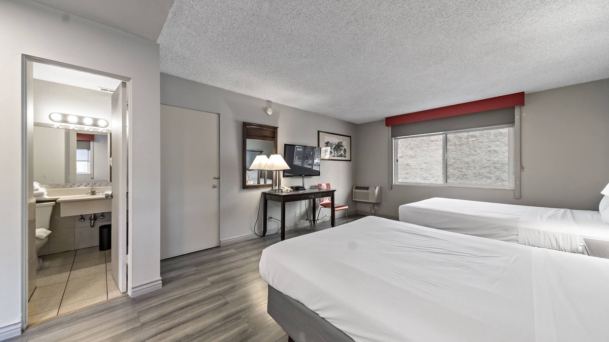 Chinatown Hotel | Royal Pagoda Motel