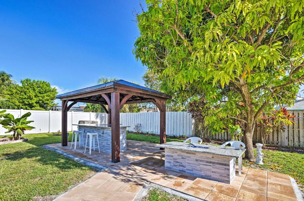 Royal Palm Beach House | Royal Palm Beach Retreat about 13 Mi to Beach!