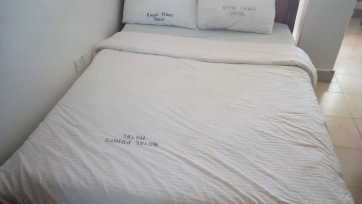 Meru Hotel | Royal Prince 2 Hotel