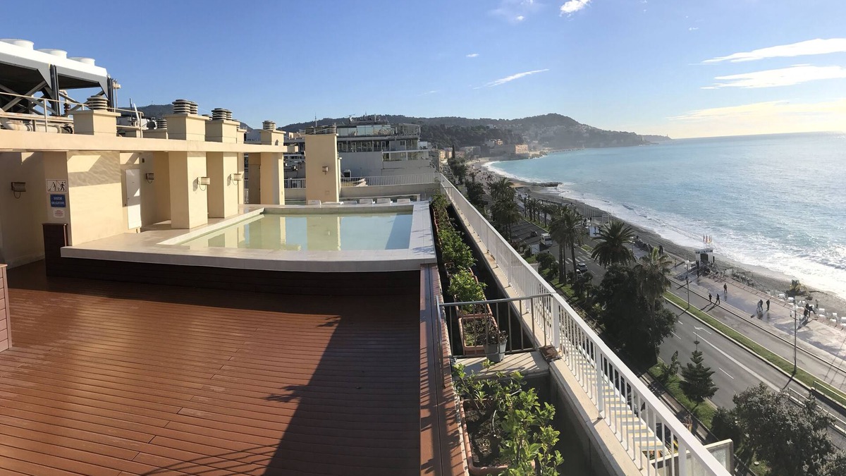 Carre d'Or Apartment | Royal promenade: Studio Carré d'Or with swimming pool