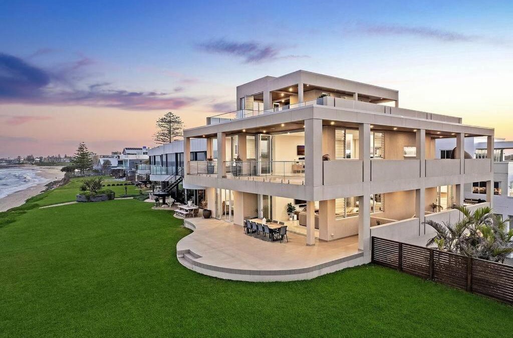 The Entrance North House | Royal Retreat Luxury Beachfront View