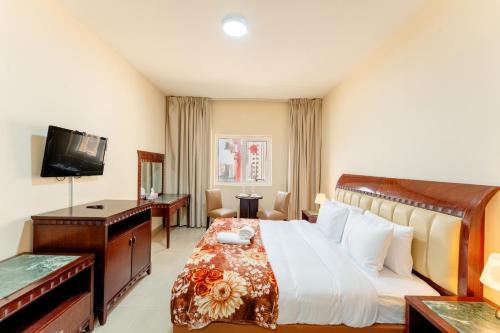 Al Majaz Apartment | Royal Tulip Studio