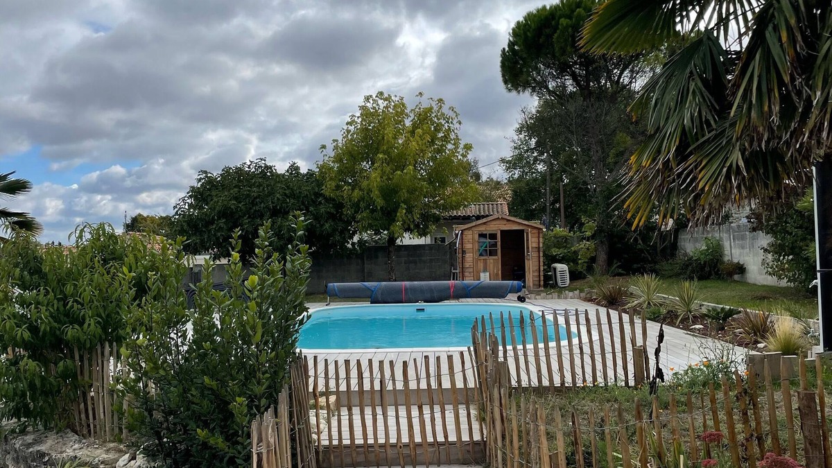 Semussac House | Royan, family home 3 kms from the sea