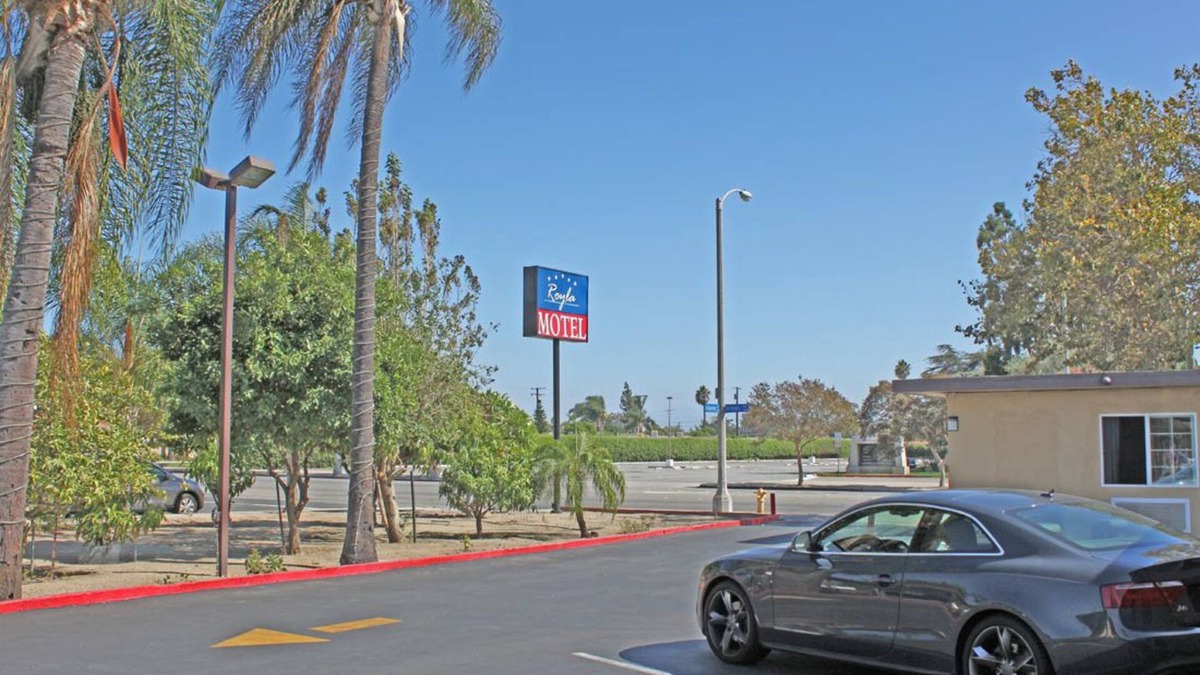 Pomona Hotel | Royla Motel