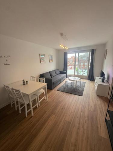 Armentieres Apartment | Rozenhof - Appartement au coeur d'Armentieres
